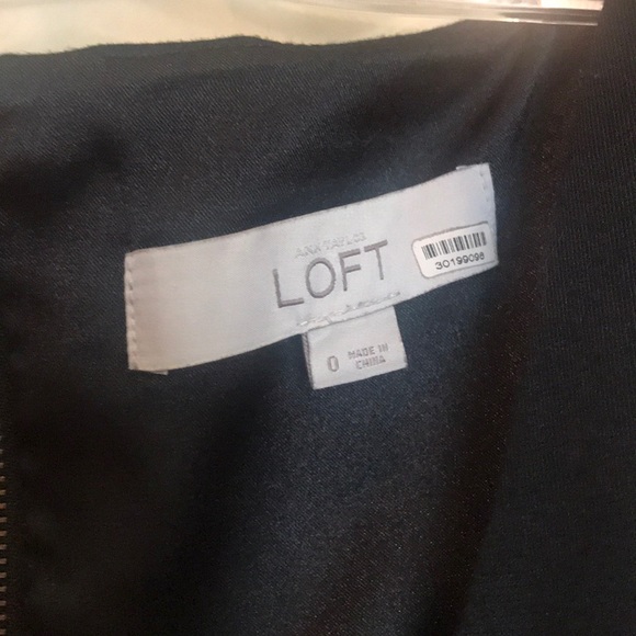 Loft dress - Picture 2 of 5